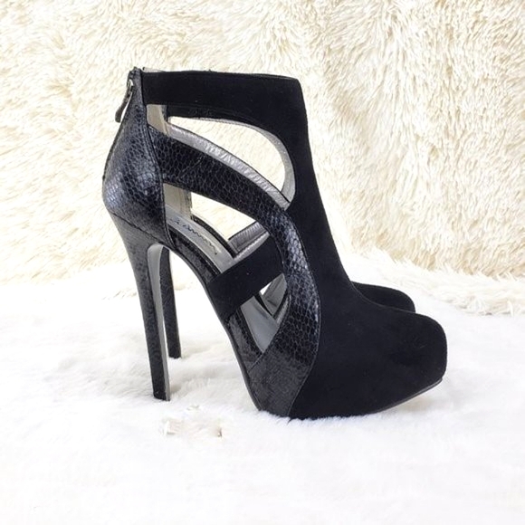 ☆ Luichiny Black Cut Out High Heel Ankle Boots - Picture 4 of 7
